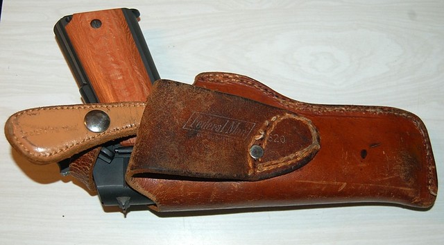 holster 1