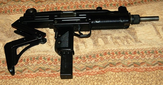 Uzi and folding Stock