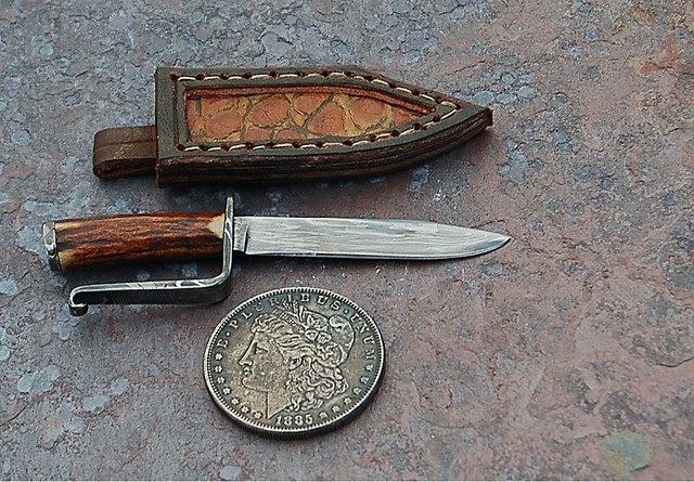 c guard damascus bowie

$600