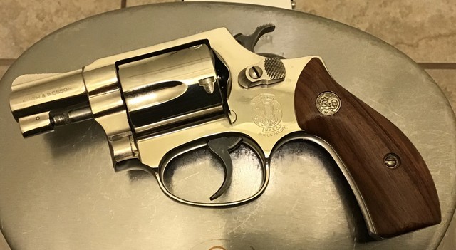 1982 S&W Model 36