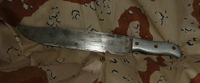 theater-knife