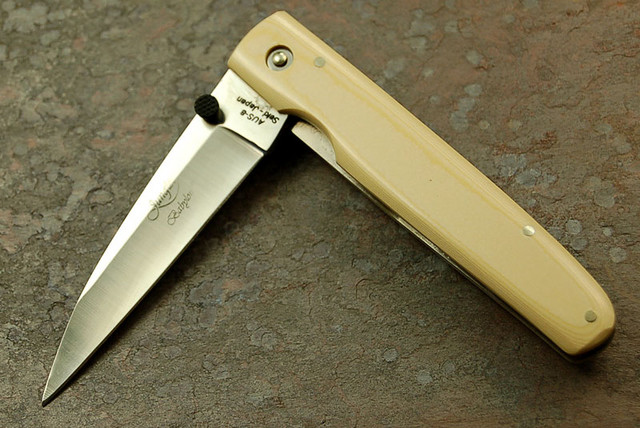 Junglee Babylon Warncliff, AUS-8 Blade, Ivory Micarta scales, Seki City Made.  New in box, pocket clip on other side, nylon pouch, paperwork.

$85