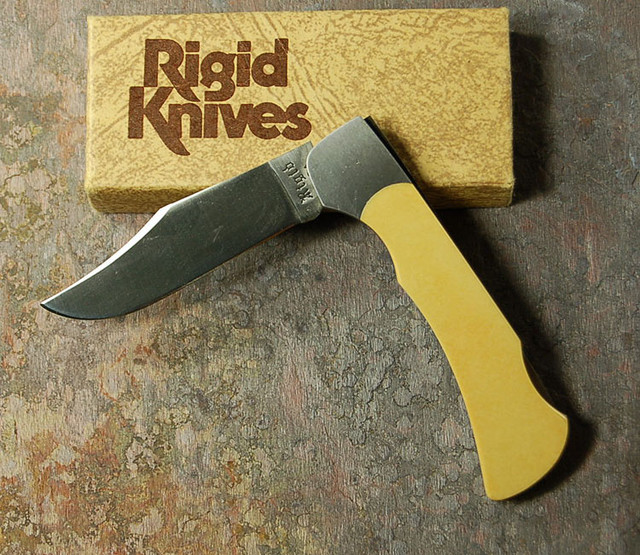 Rigid US Made lockback with ivory micarta scales.  Nice thin knife.

$65