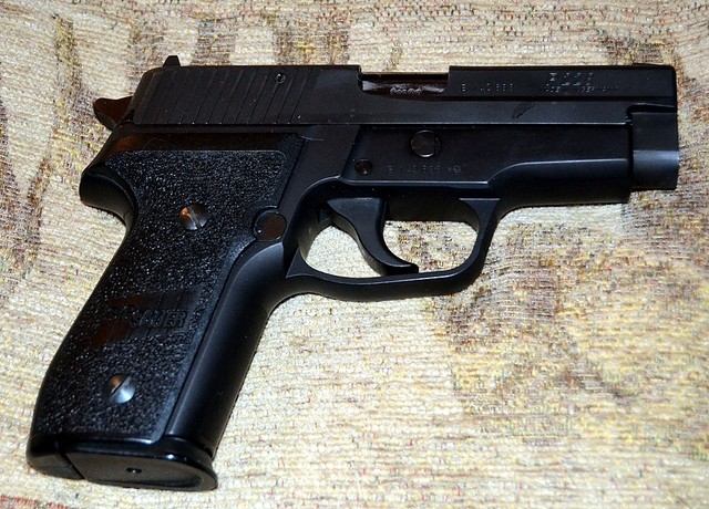 P228 right