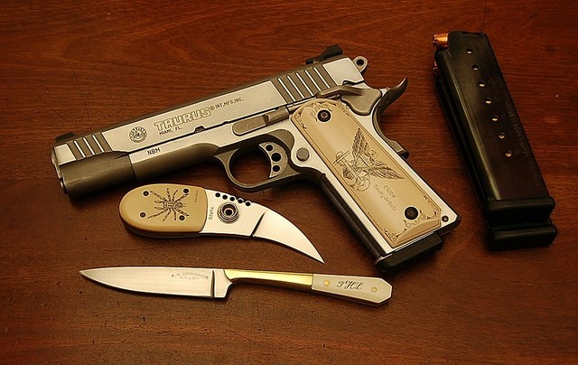 taurus knives